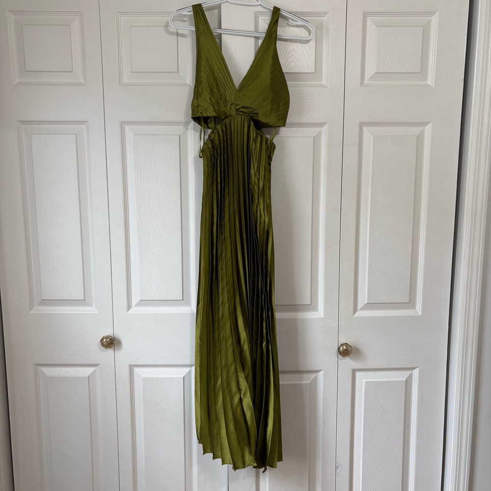 Sincerely Jules Maxi Satin Green Cutout Dress Size S
